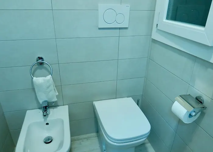 Da Benedetto جنوى