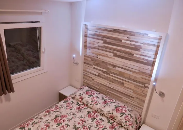 Da Benedetto جنوى